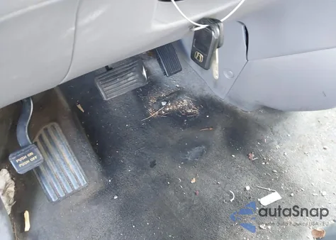 2010 Honda Odyssey Ex z USA, uszkodzony, nr VIN 5FNRL3H55AB109914